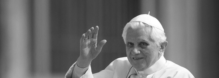 Umro je papa u miru Benedikt XVI.