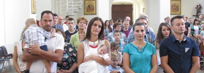 22. nedjelja kroz godinu - Krštena je Mia Špoljarić