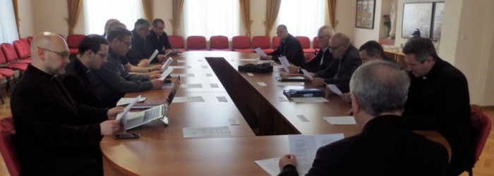 U biskupskom ordinarijatu u Gospiću je održana sjednica Prezbiterskog vijeća