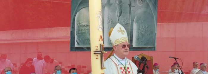 Biskup Križić predvodio misu na Udbini na 76. obljetnicu Blaiburške tragedije