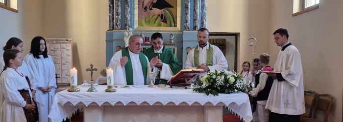 Prije večeri folklora u Širokoj Kuli misu predvodio biskup Marko